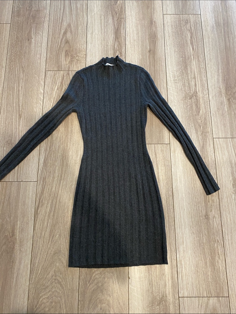 Abercrombie & Fitch Charcoal Ribbed Mock-Neck Long Sleeve Bodycon Dress